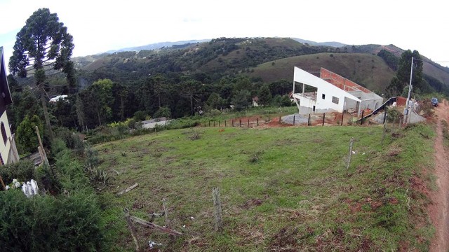 0 para Terrenos - Venda em Campos do Jordão
