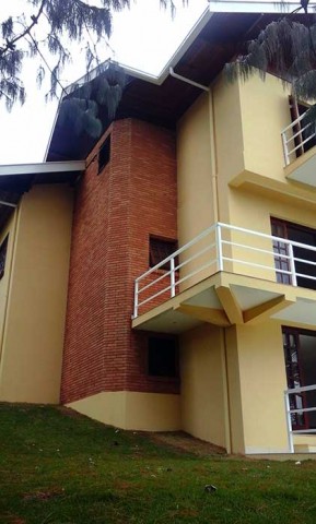0 para Casas - Venda em Campos do Jordão