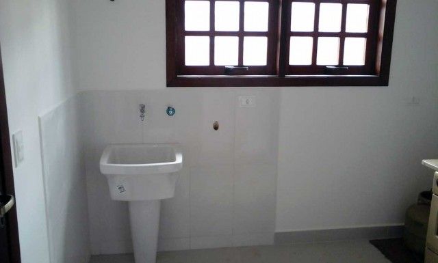 0 para Casas - Venda em Campos do Jordão