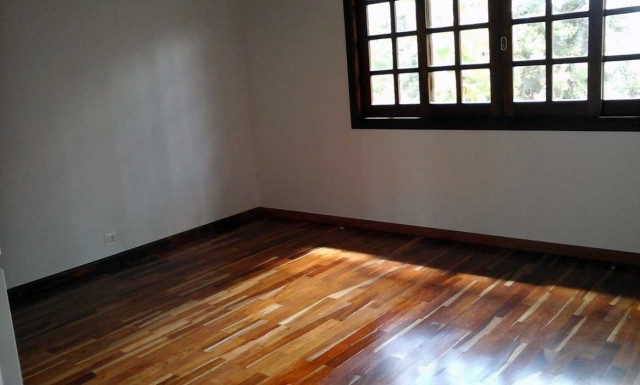 0 para Casas - Venda em Campos do Jordão