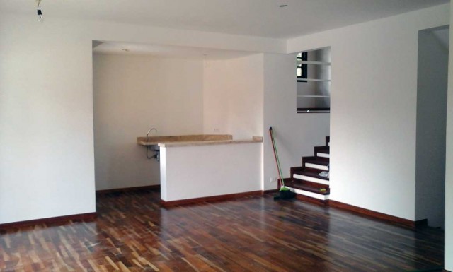 0 para Casas - Venda em Campos do Jordão