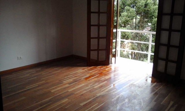 0 para Casas - Venda em Campos do Jordão