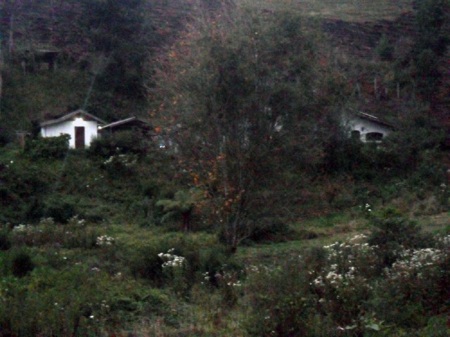 0 para Casas - Venda em Campos do Jordão