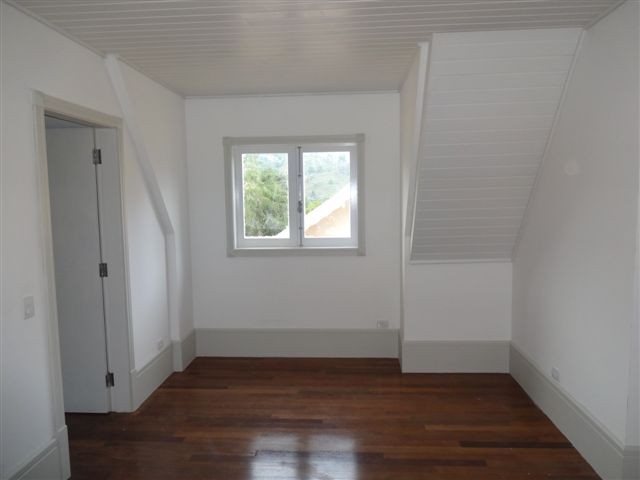 0 para Casas - Venda em Campos do Jordão