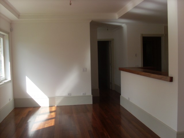 0 para Casas - Venda em Campos do Jordão