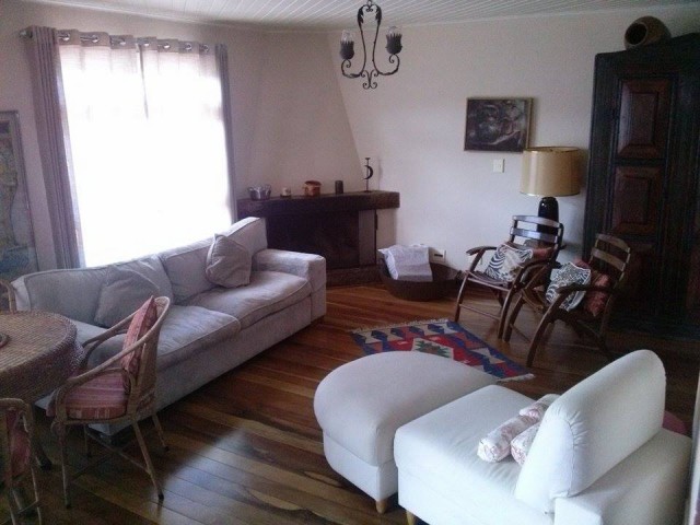 0 para Casas - Locação Temporária  em Campos do Jordão