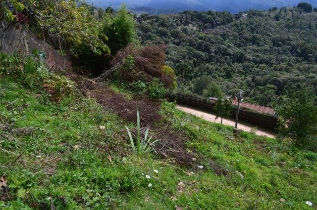 0 para Terrenos - Venda em Campos do Jordão