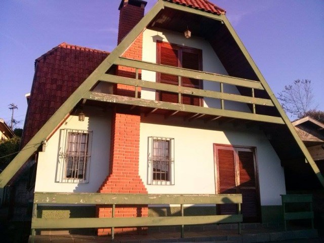 0 para Casas - Locação Temporária  em Campos do Jordão