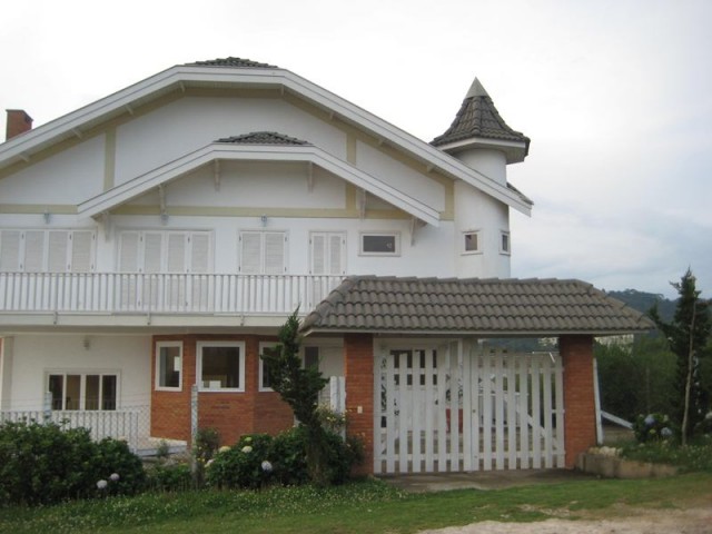 0 para Casas - Venda em Campos do Jordão