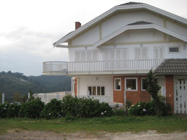 0 para Casas - Venda em Campos do Jordão