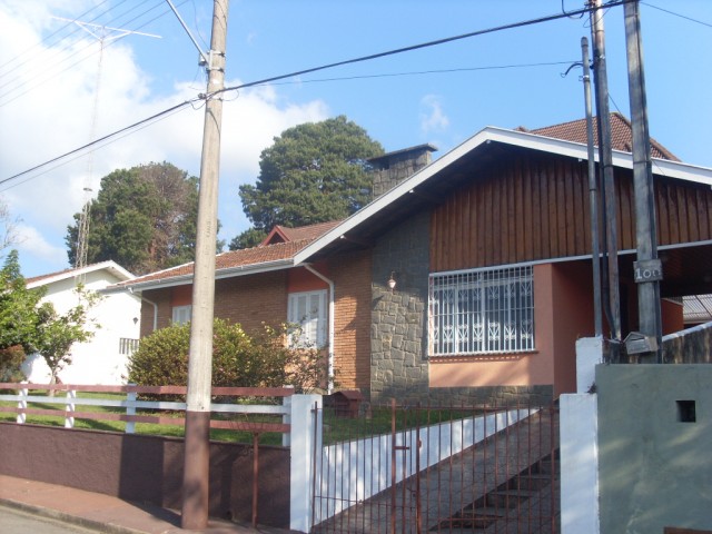 0 para Casas - Venda em Campos do Jordão