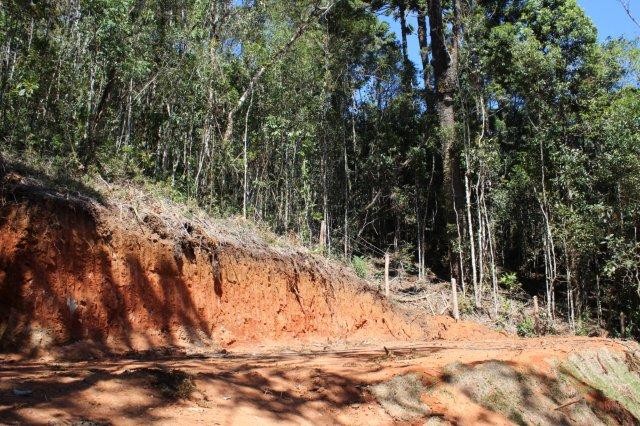 0 para Terrenos - Venda em Campos do Jordão