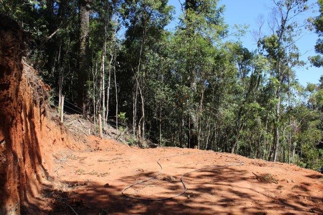 0 para Terrenos - Venda em Campos do Jordão
