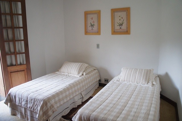 0 para Apartamentos - Venda em Campos do Jordão