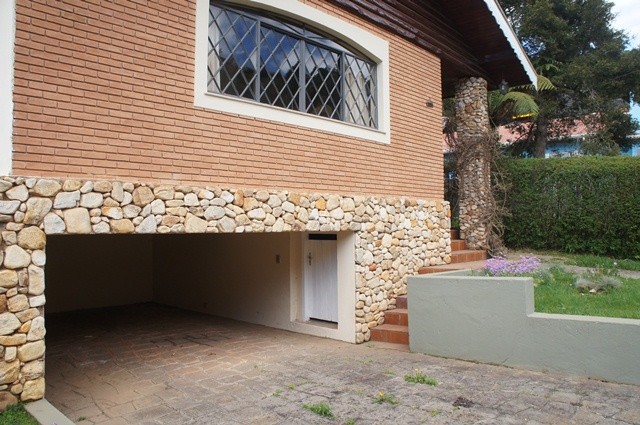 0 para Casas - Venda em Campos do Jordão