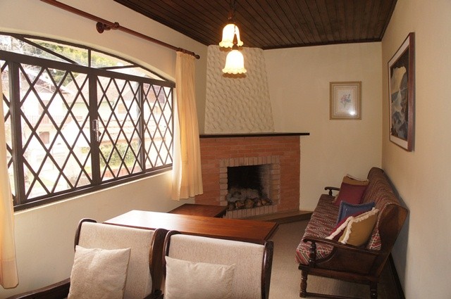 0 para Casas - Venda em Campos do Jordão