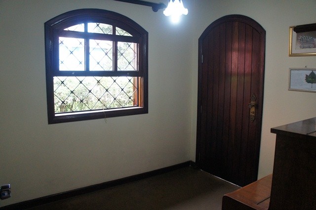 0 para Casas - Venda em Campos do Jordão