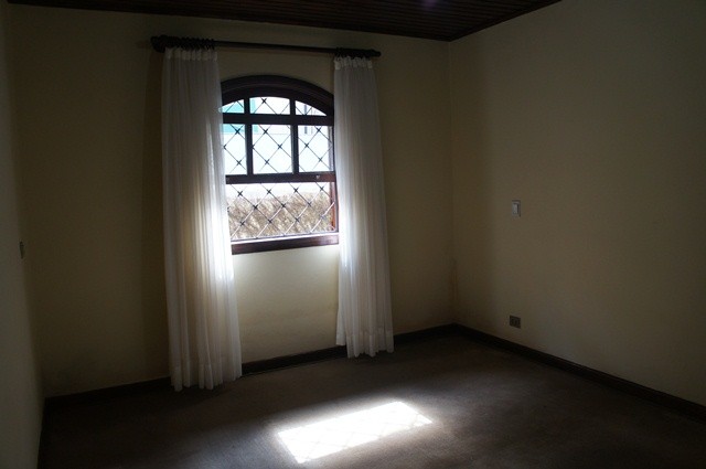 0 para Casas - Venda em Campos do Jordão