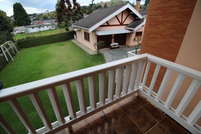 0 para Casas - Venda em Campos do Jordão