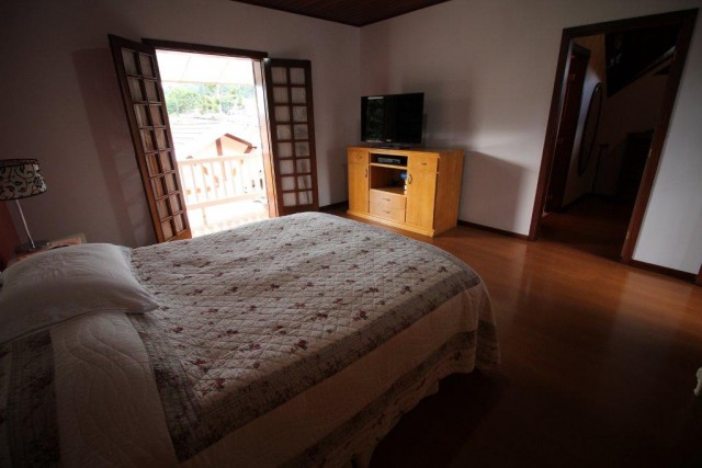 0 para Casas - Venda em Campos do Jordão