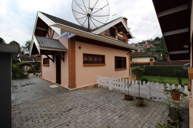 0 para Casas - Venda em Campos do Jordão