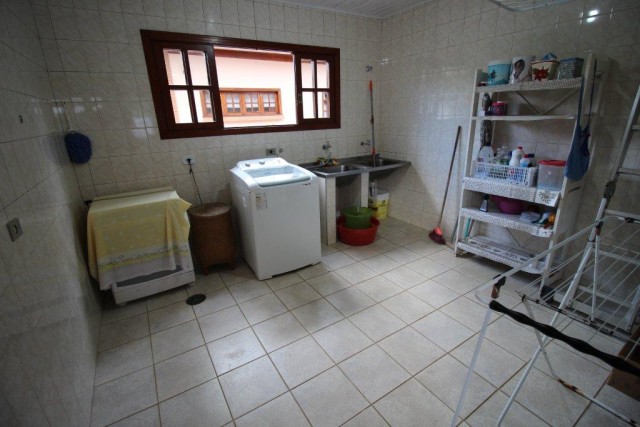 0 para Casas - Venda em Campos do Jordão