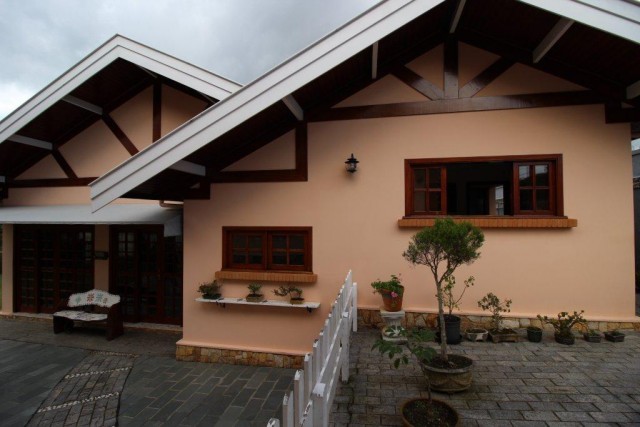 0 para Casas - Venda em Campos do Jordão