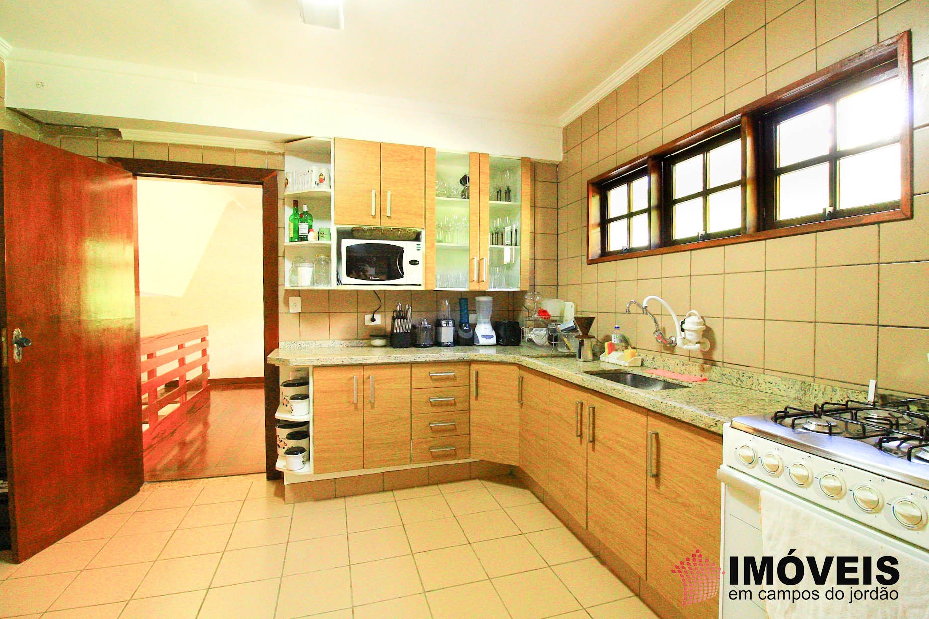 1 para Casas - Venda em Campos do Jordão