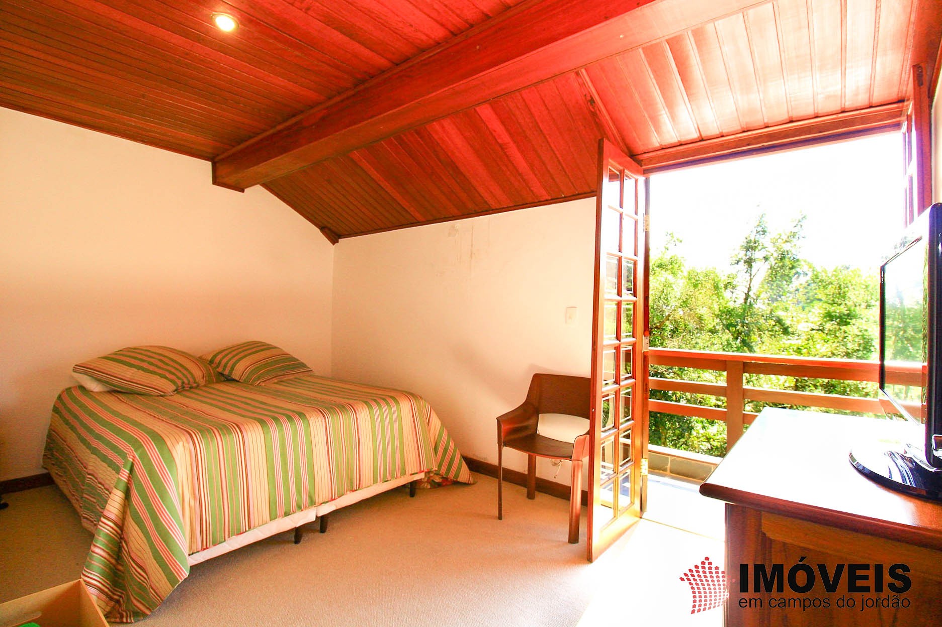 1 para Casas - Venda em Campos do Jordão