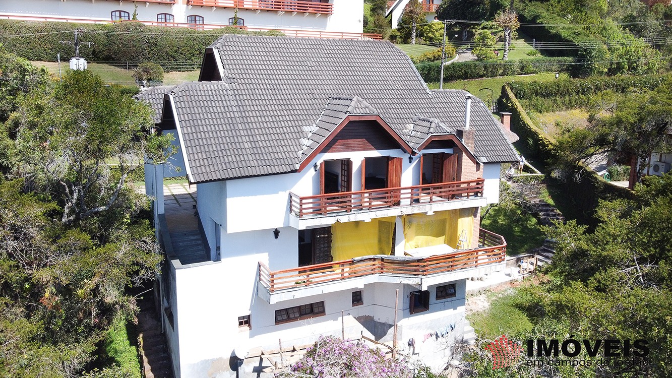 1 para Casas - Venda em Campos do Jordão