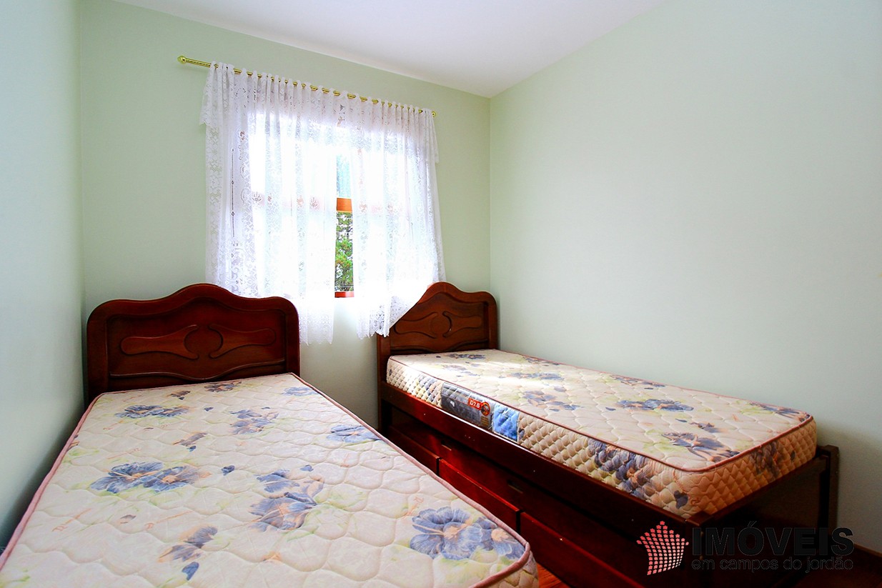 1 para Apartamentos - Venda em Campos do Jordão
