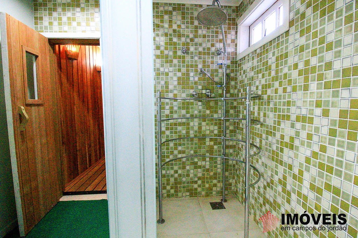 1 para Apartamentos - Venda em Campos do Jordão