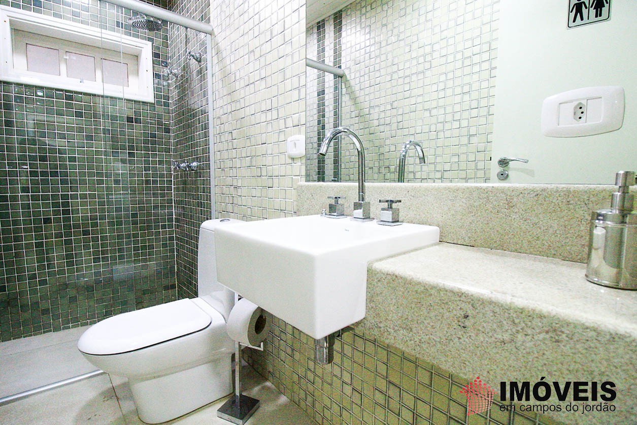 1 para Apartamentos - Venda em Campos do Jordão