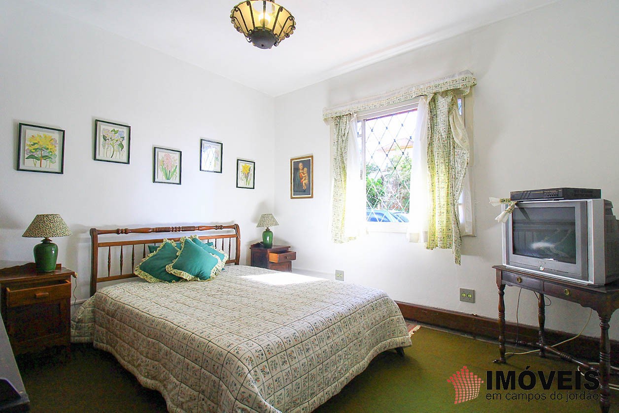 1 para Casas - Venda em Campos do Jordão