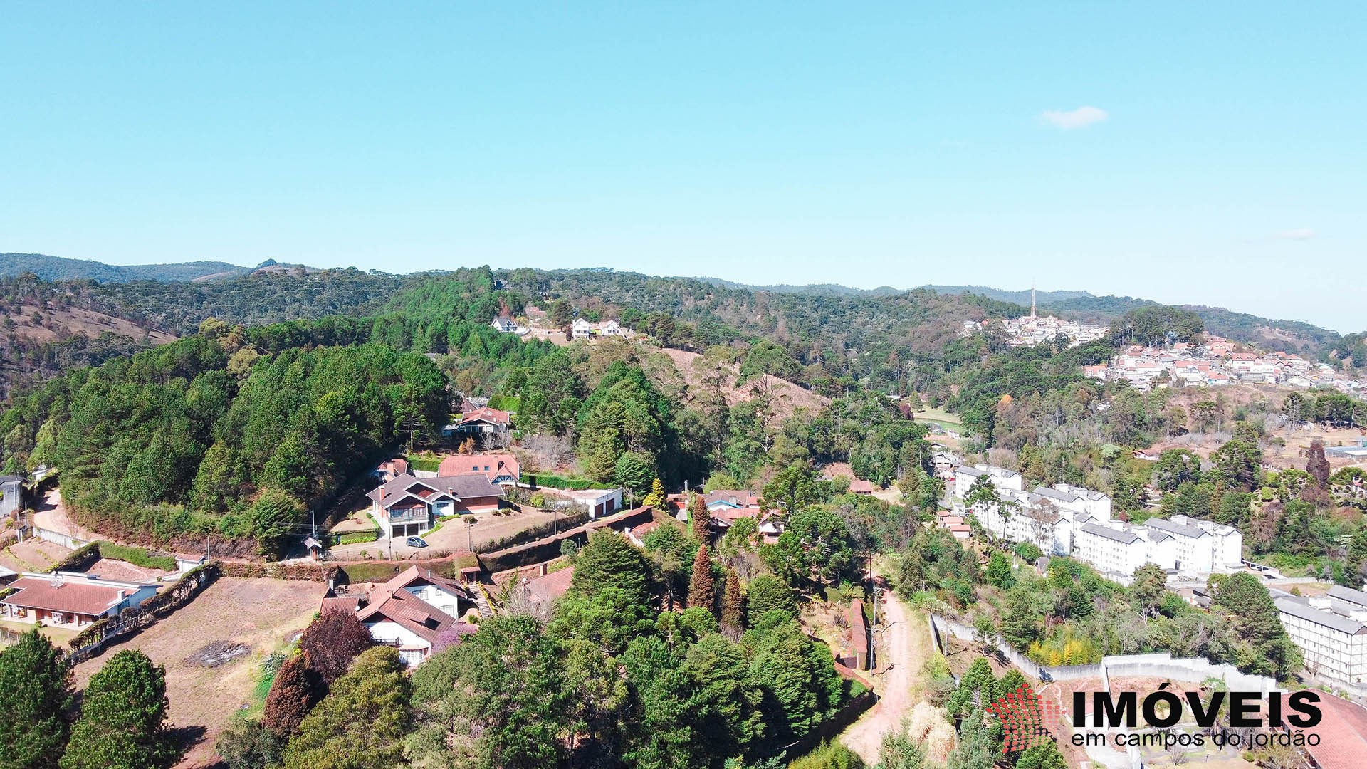 1 para Terrenos - Venda em Campos do Jordão