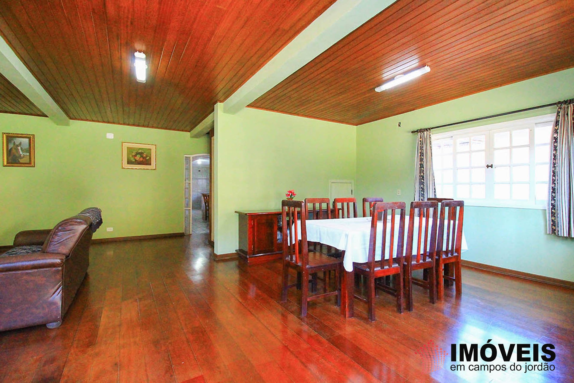 0 para Casas - Venda em Campos do Jordão
