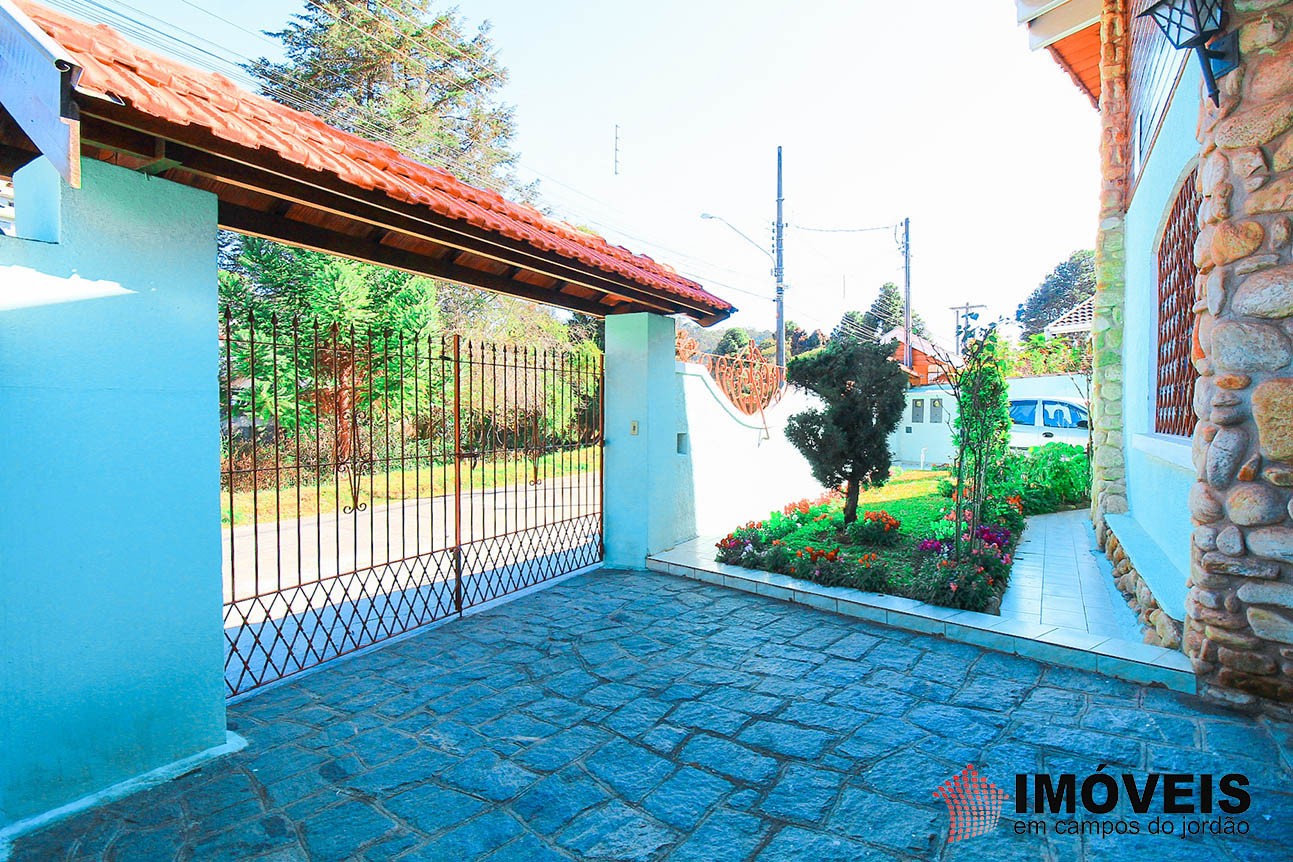 0 para Casas - Venda em Campos do Jordão