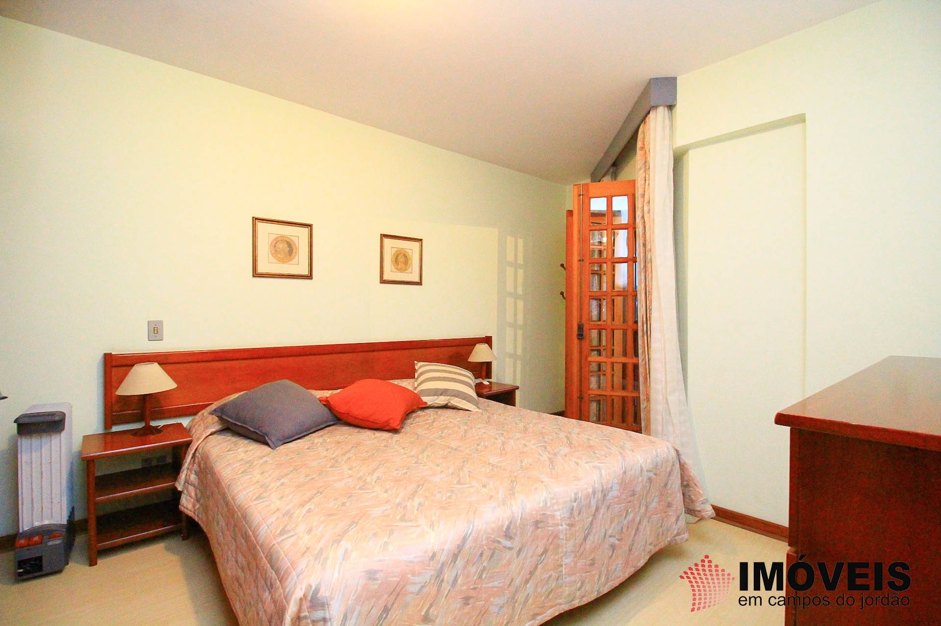 1 para Flats - Venda em Campos do Jordão