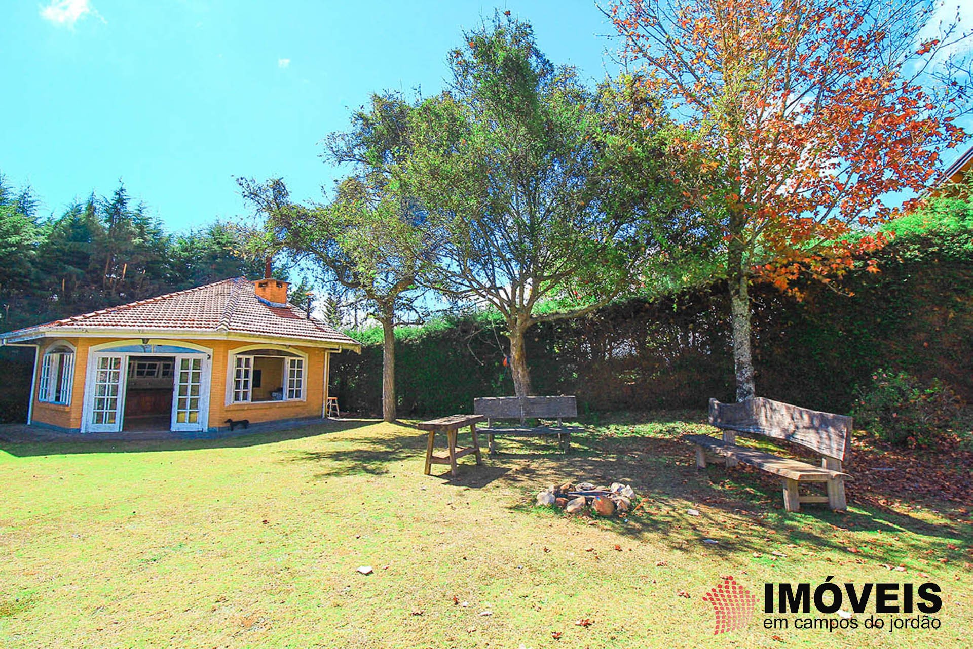 1 para Casas - Venda em Campos do Jordão