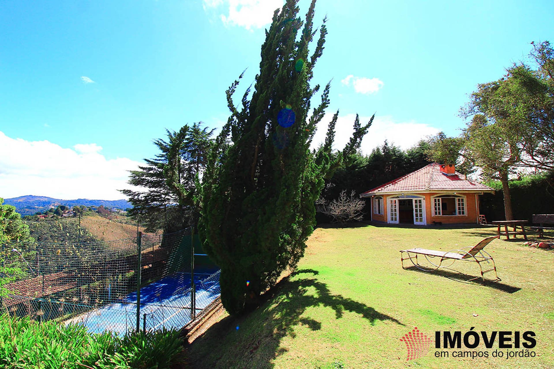 1 para Casas - Venda em Campos do Jordão