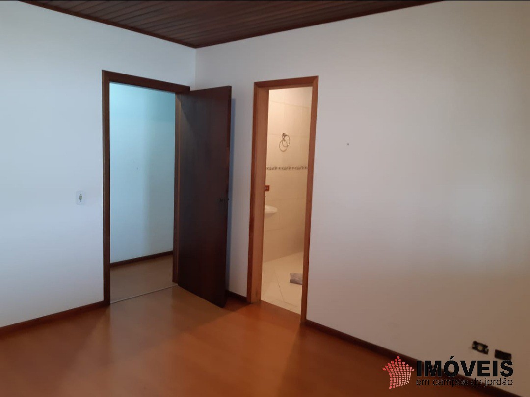 1 para Casas - Venda em Campos do Jordão