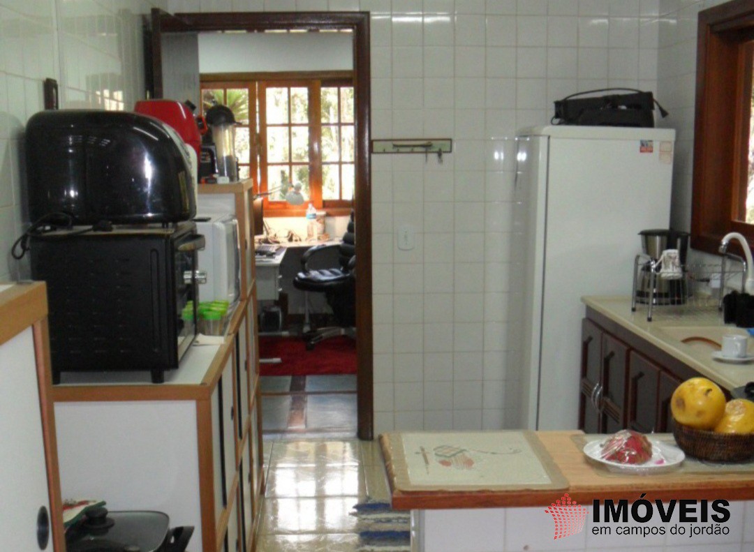 1 para Casas - Venda em Campos do Jordão
