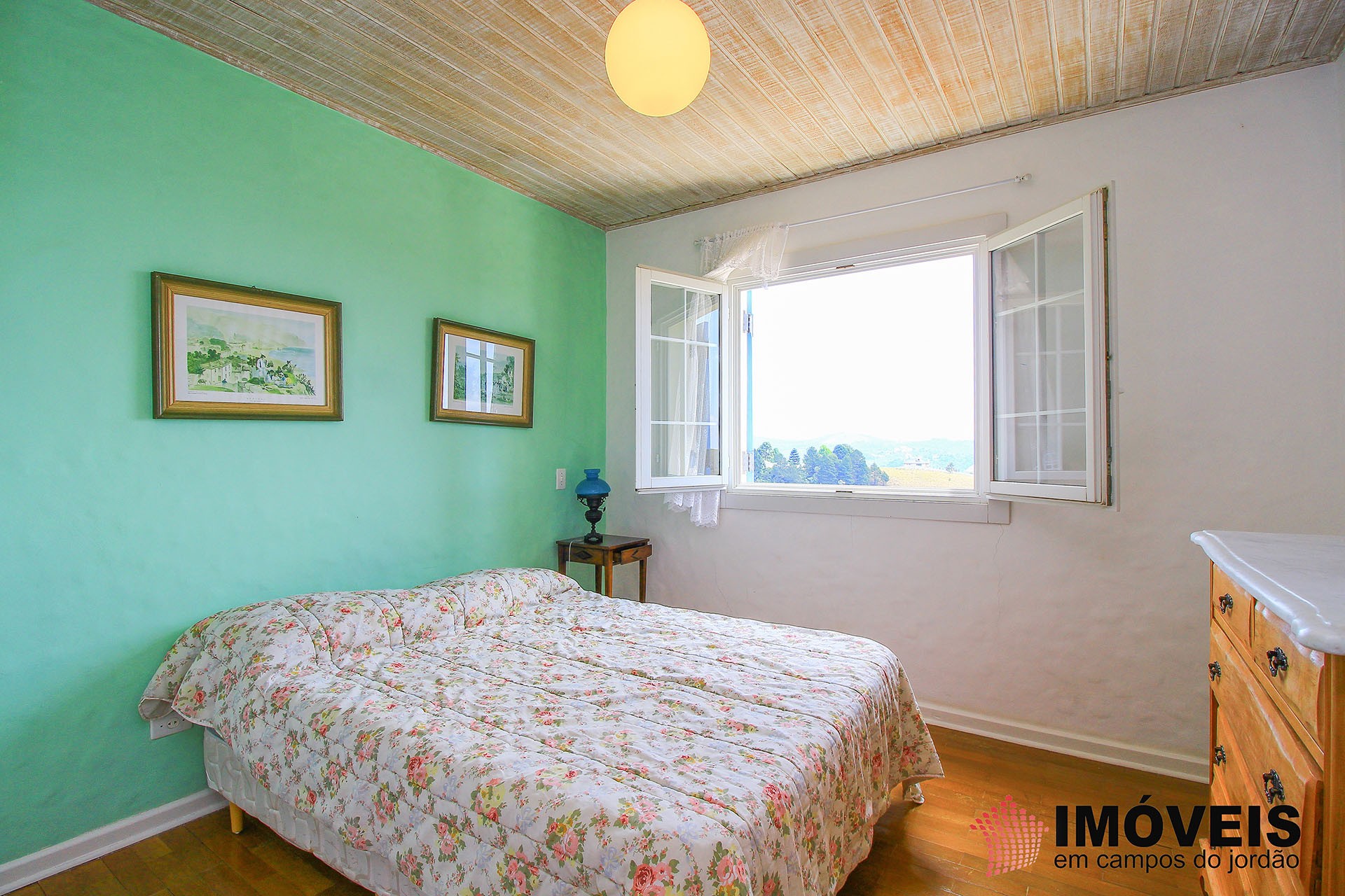 1 para Casas - Venda em Campos do Jordão