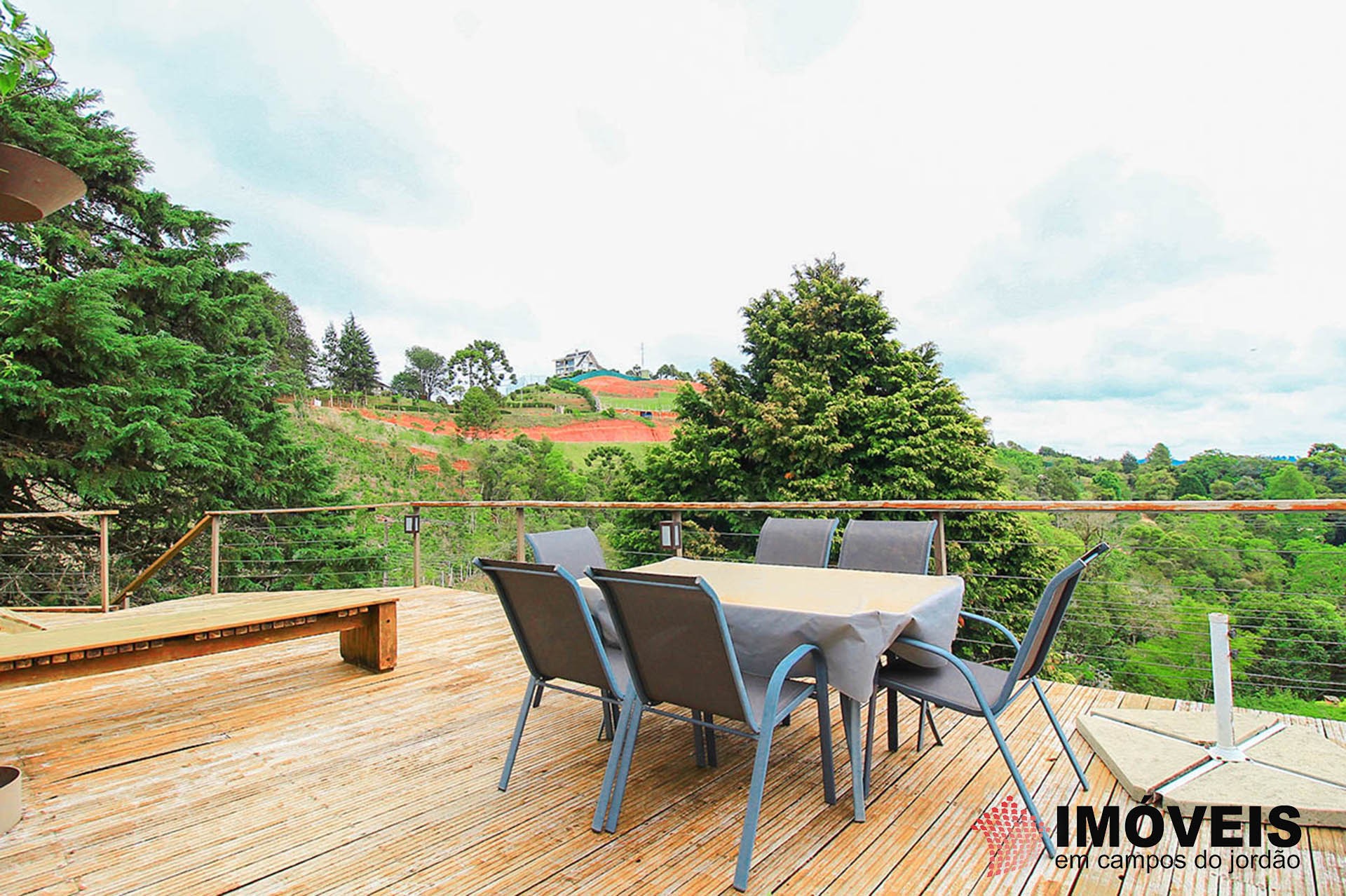 1 para Casas - Venda em Campos do Jordão