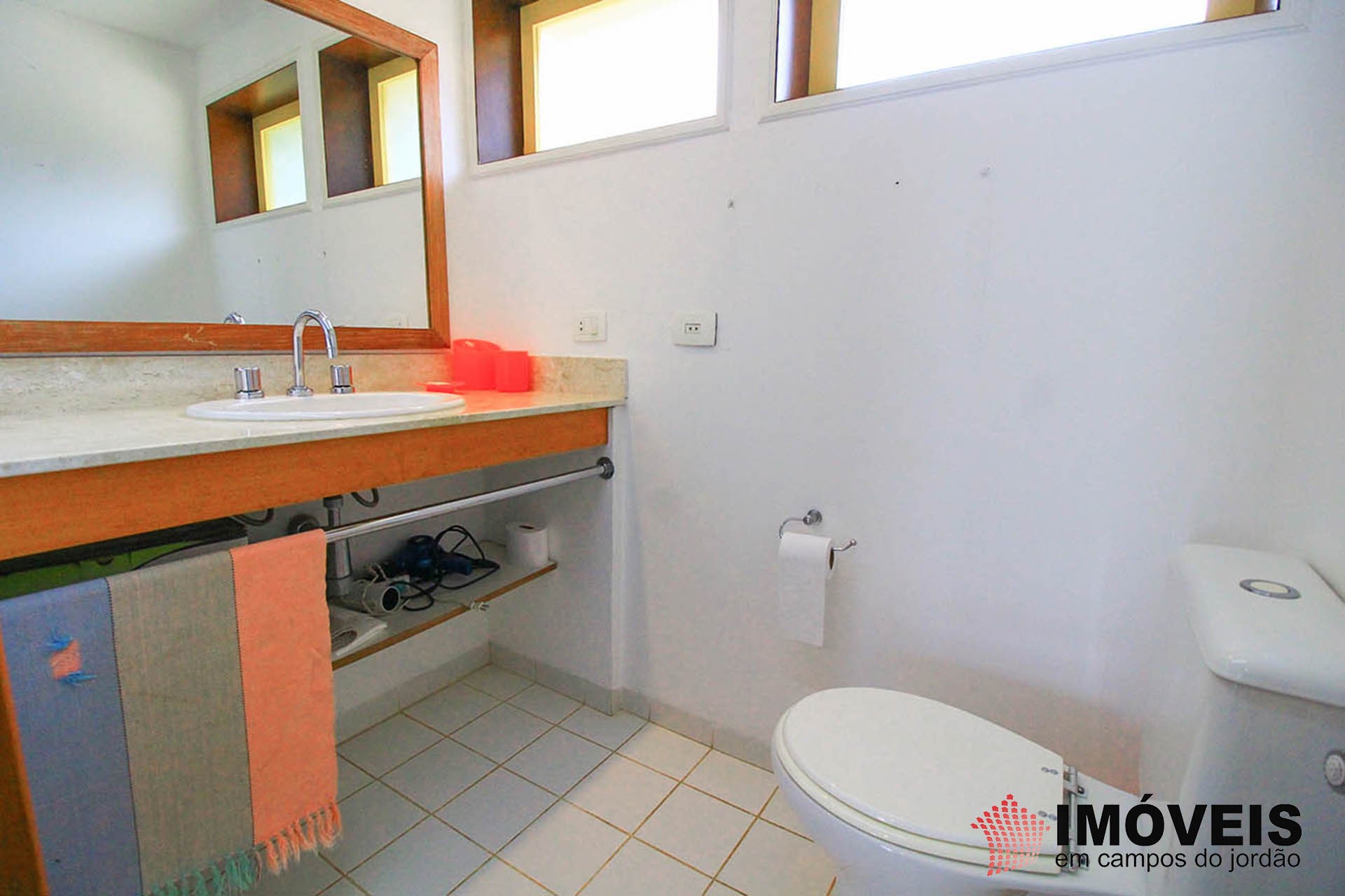 1 para Casas - Venda em Campos do Jordão