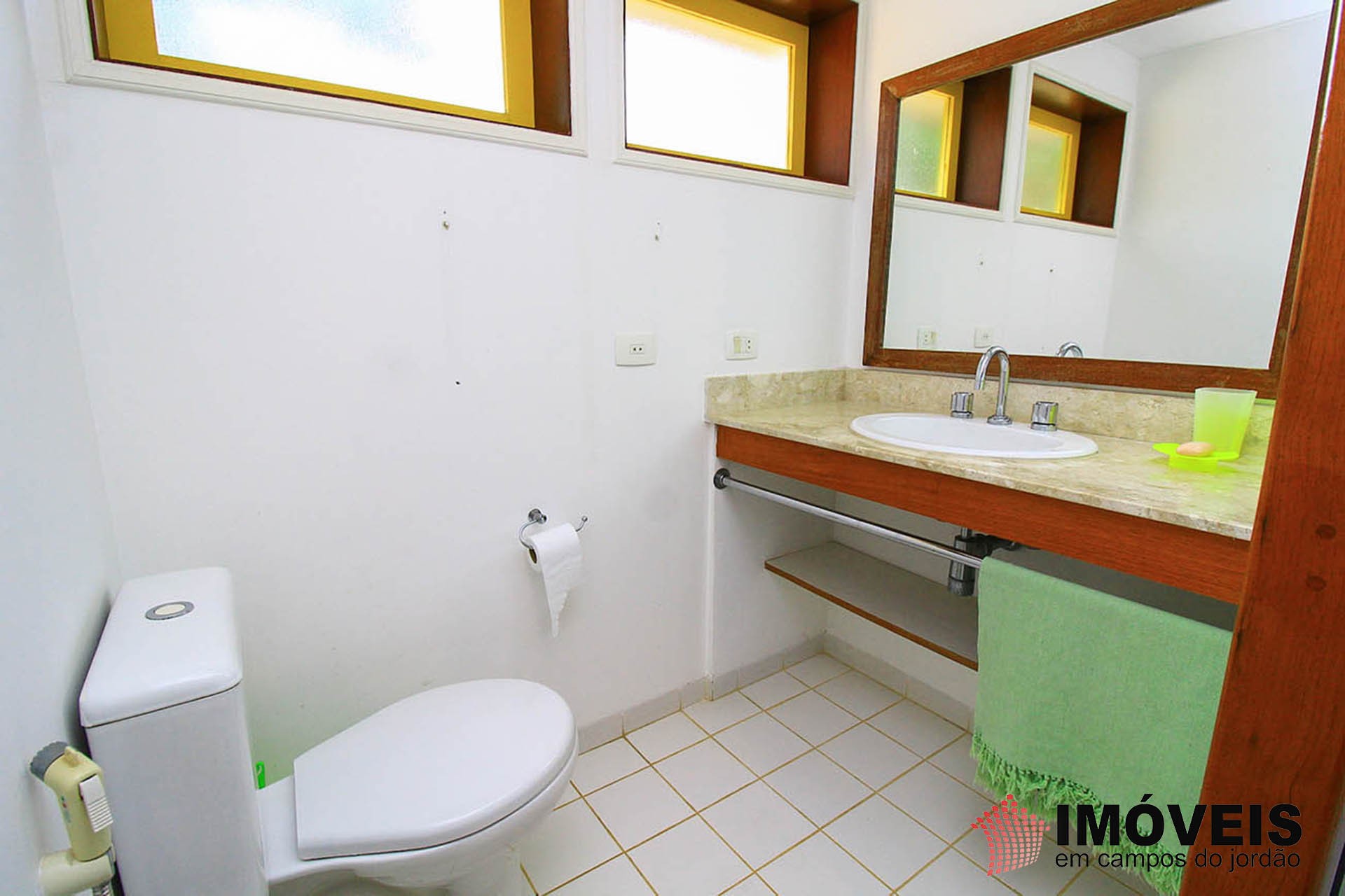 1 para Casas - Venda em Campos do Jordão