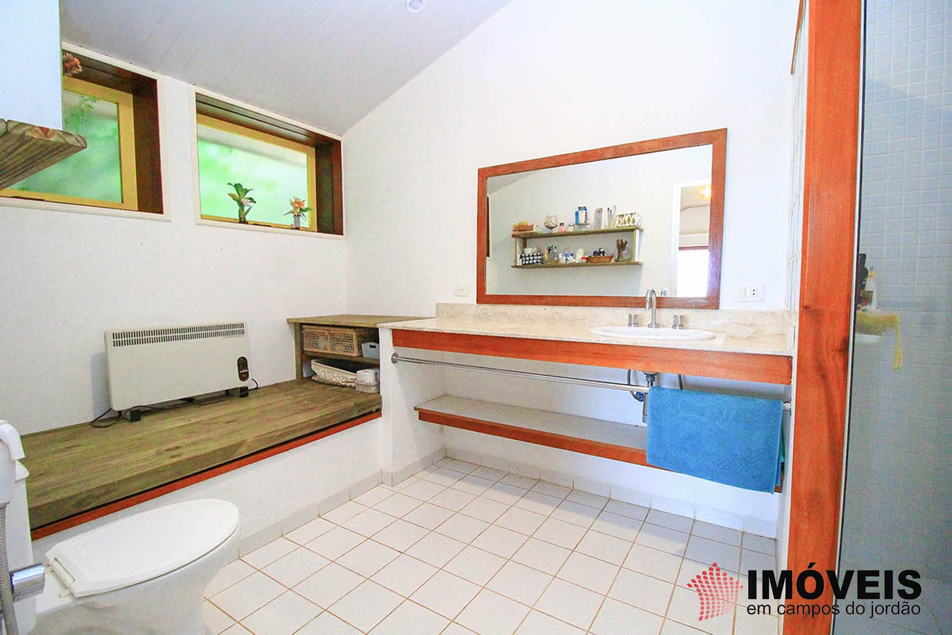 1 para Casas - Venda em Campos do Jordão