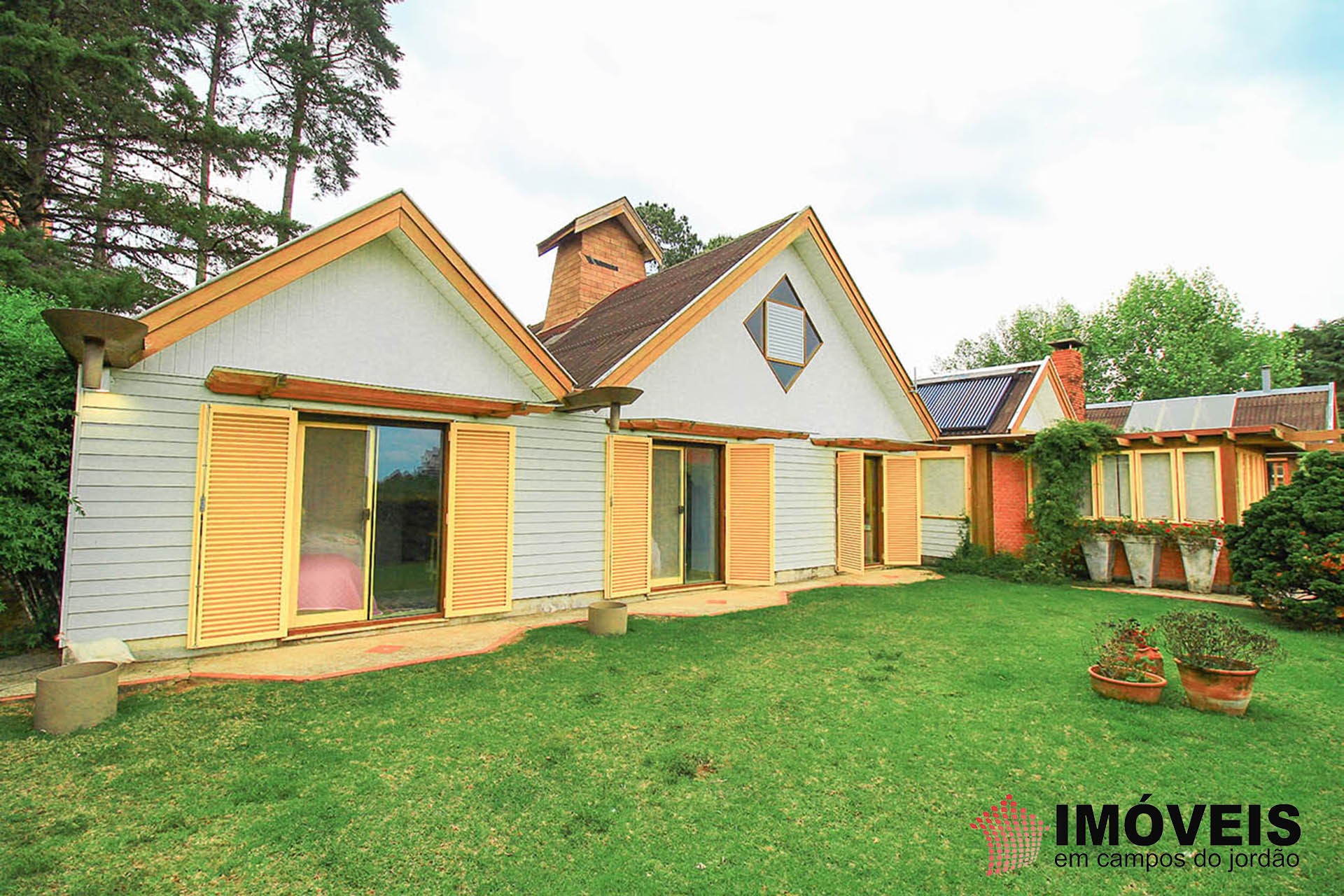 1 para Casas - Venda em Campos do Jordão