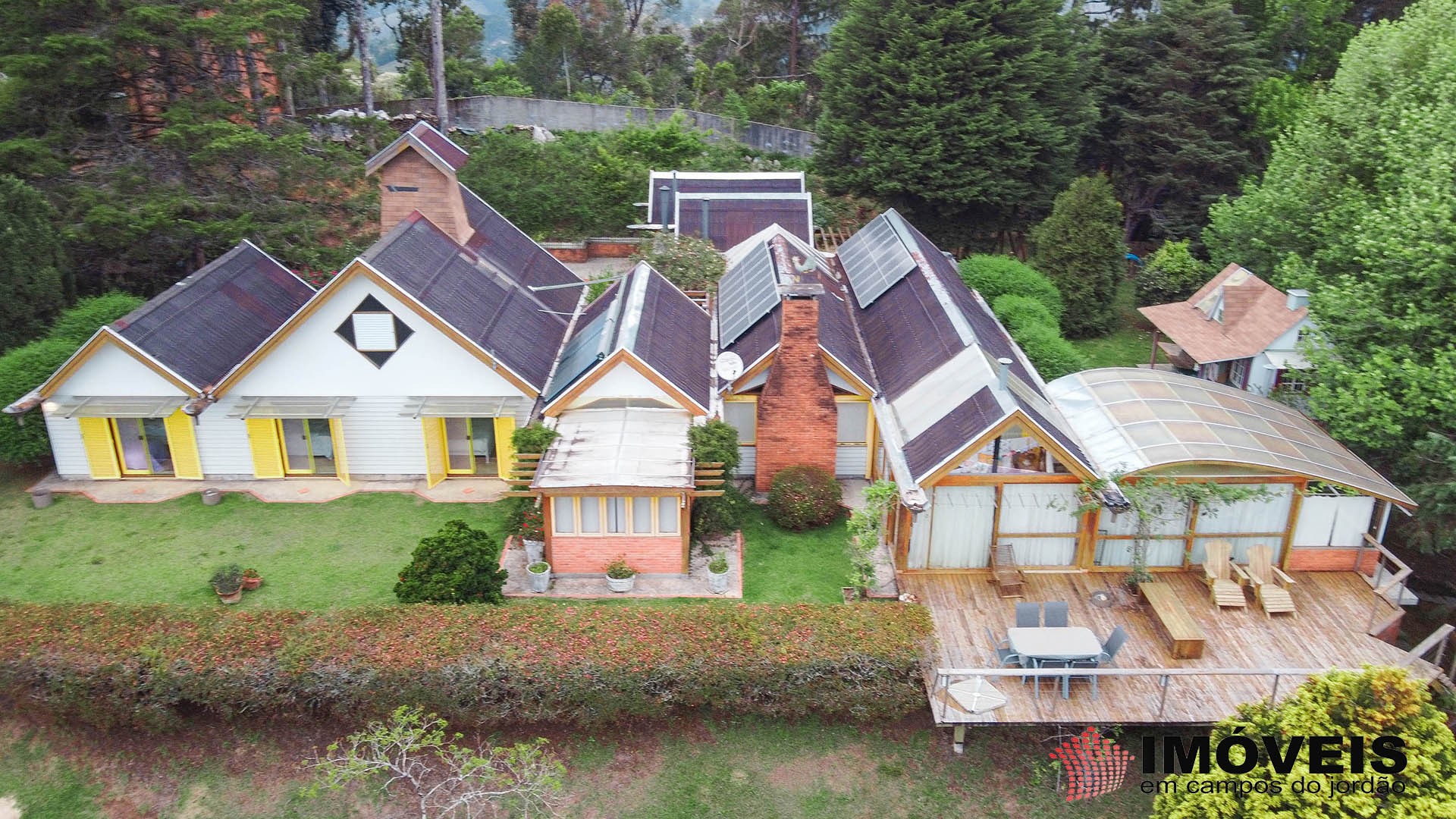 1 para Casas - Venda em Campos do Jordão