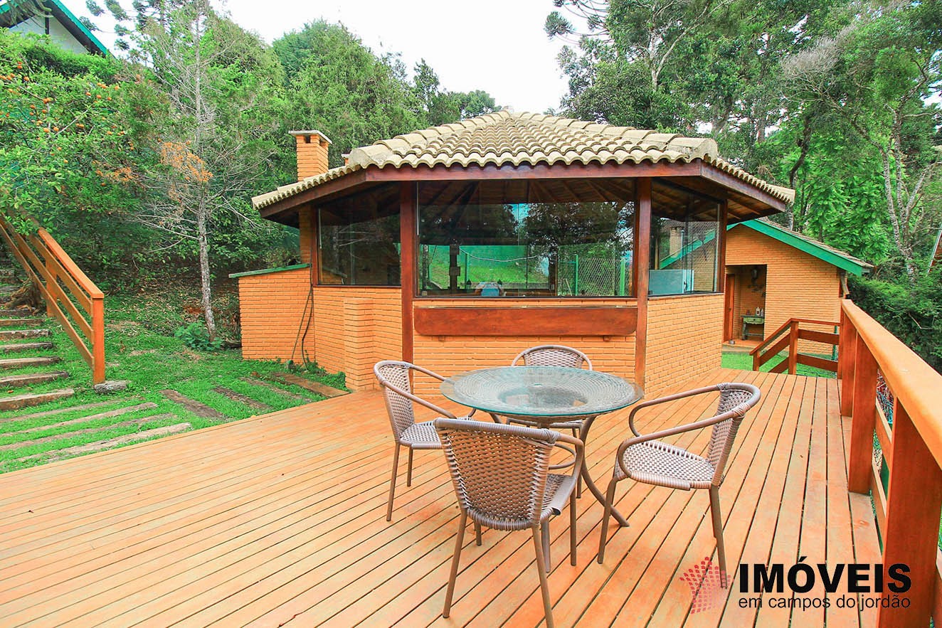 1 para Casas - Venda em Campos do Jordão